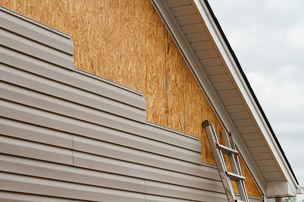 24/7 Emergency Storm Damage Siding Repair experts in Stow, MA